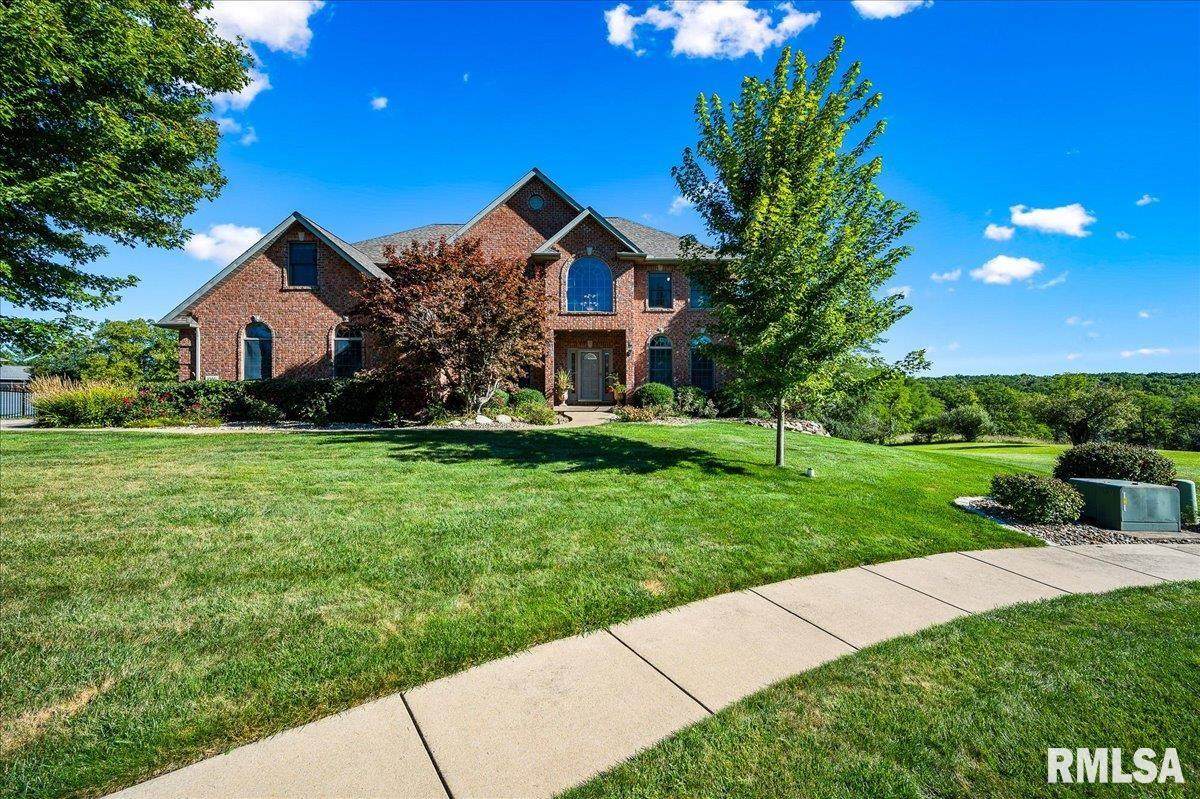 1205 Hillcrest Drive - Photo 1