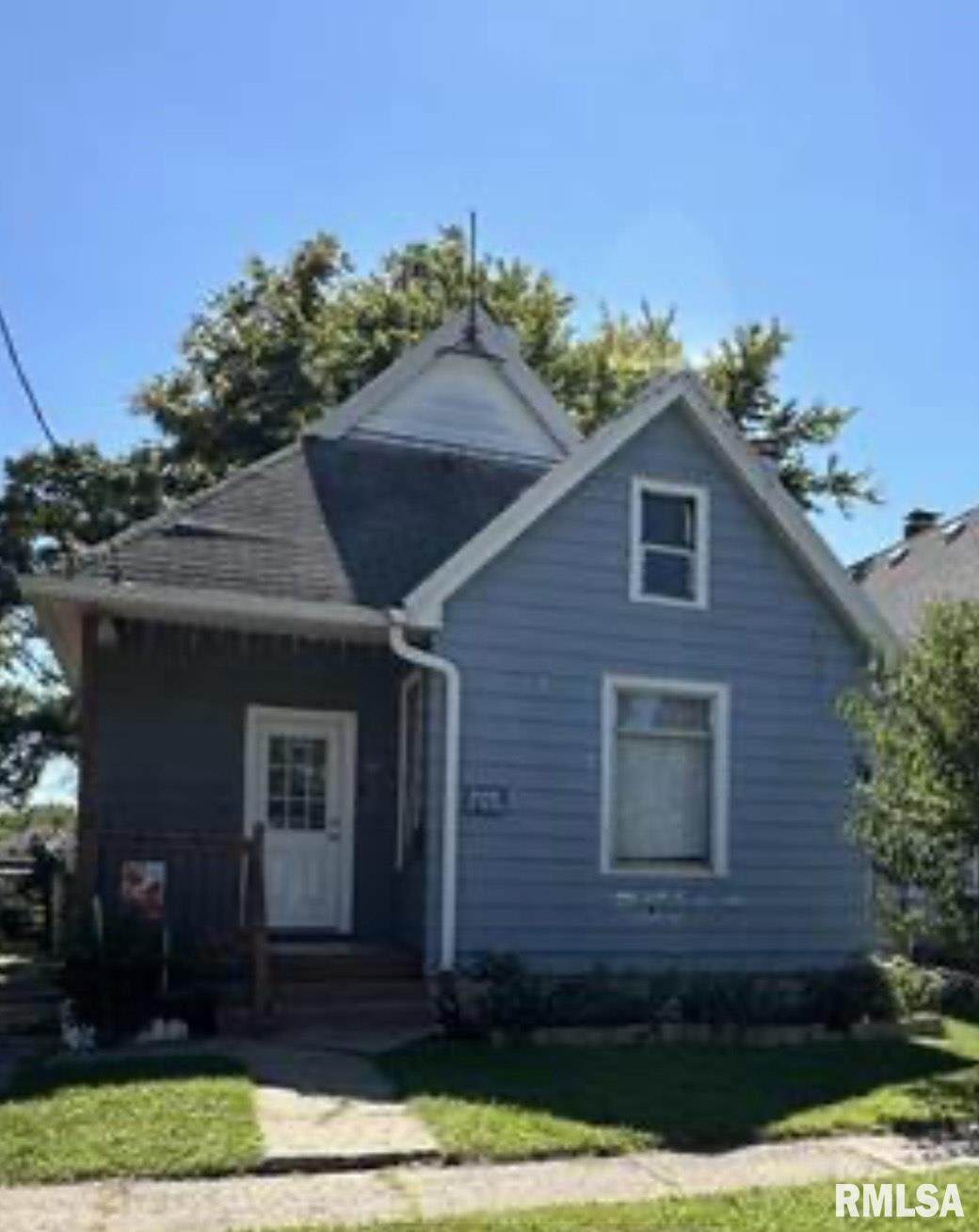 720 Thrush Avenue - Photo 1