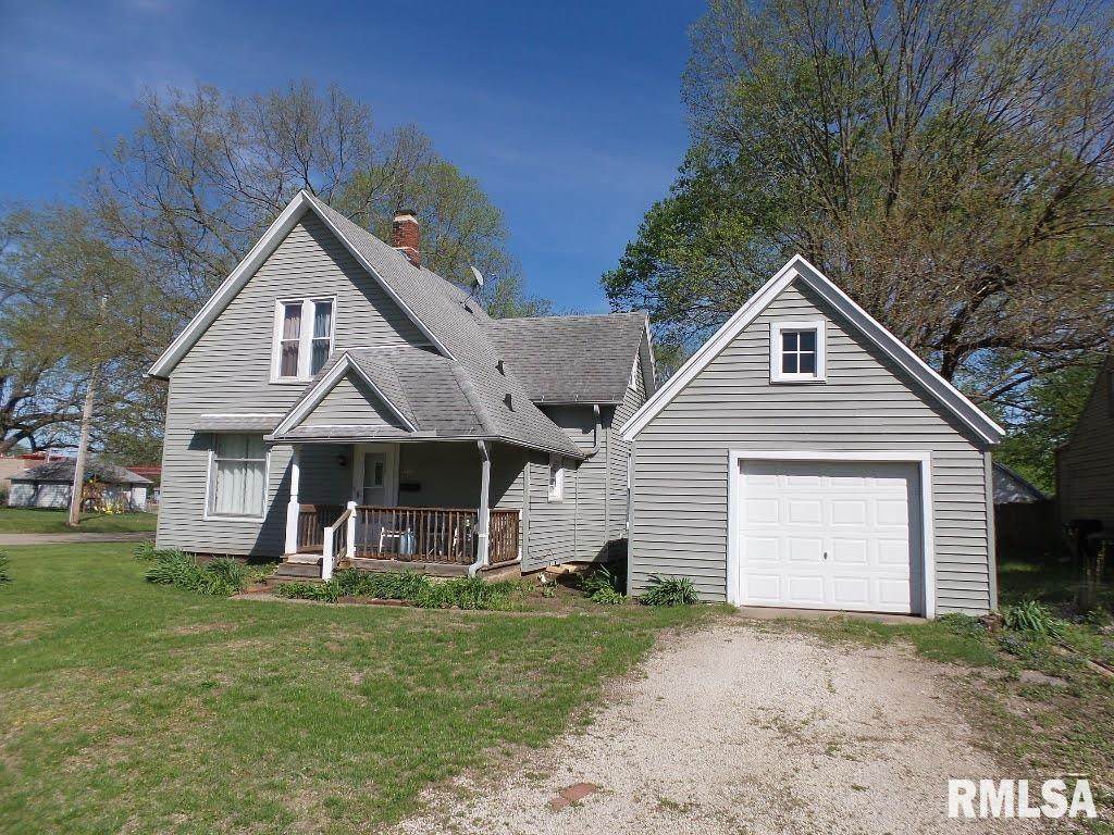 522 5TH Street - Photo 1