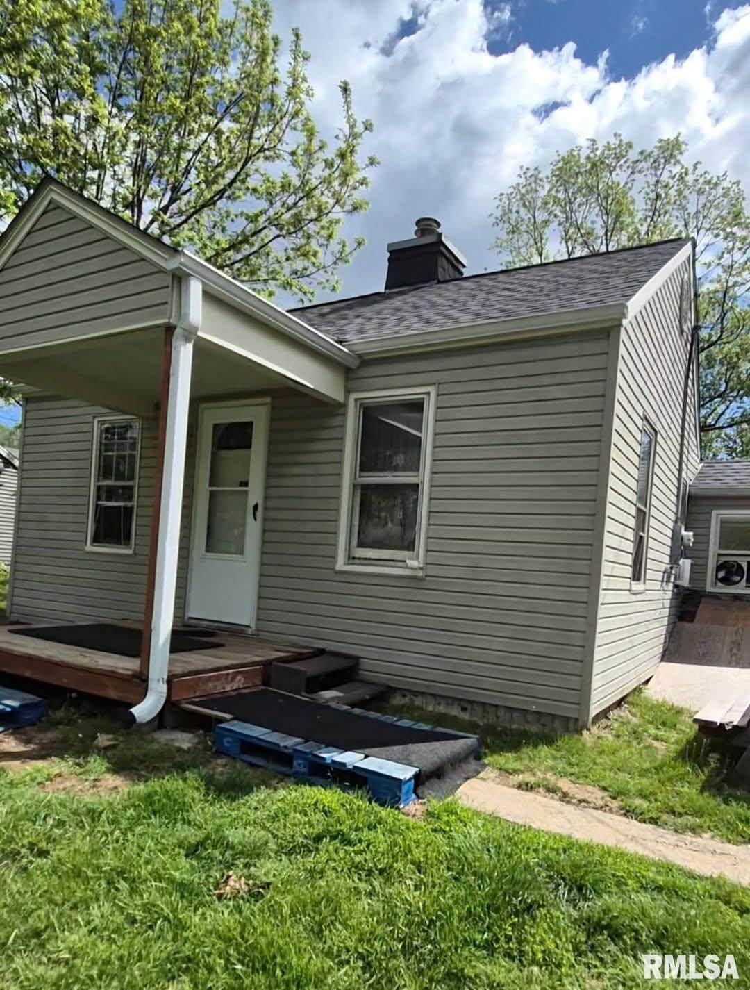 303 Wagner Street - Photo 1