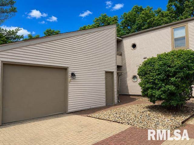 5646 Withershin Point - Photo 1