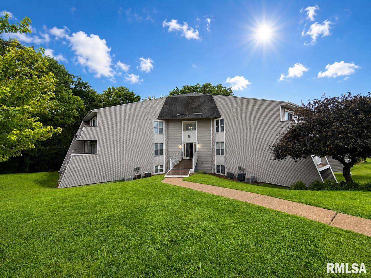 2626 Willowlake Drive - Photo 1
