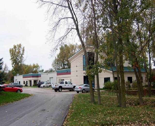 5000 Tremont Avenue - Photo 1