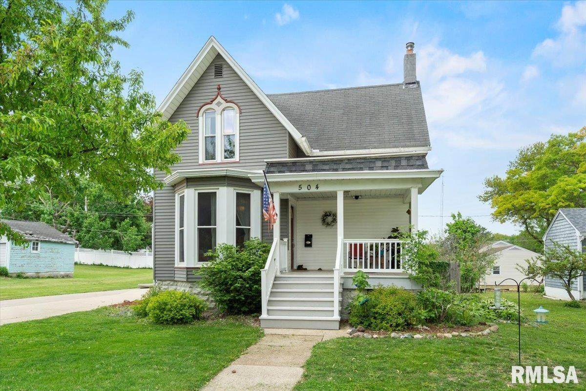 504 2ND Street - Photo 1