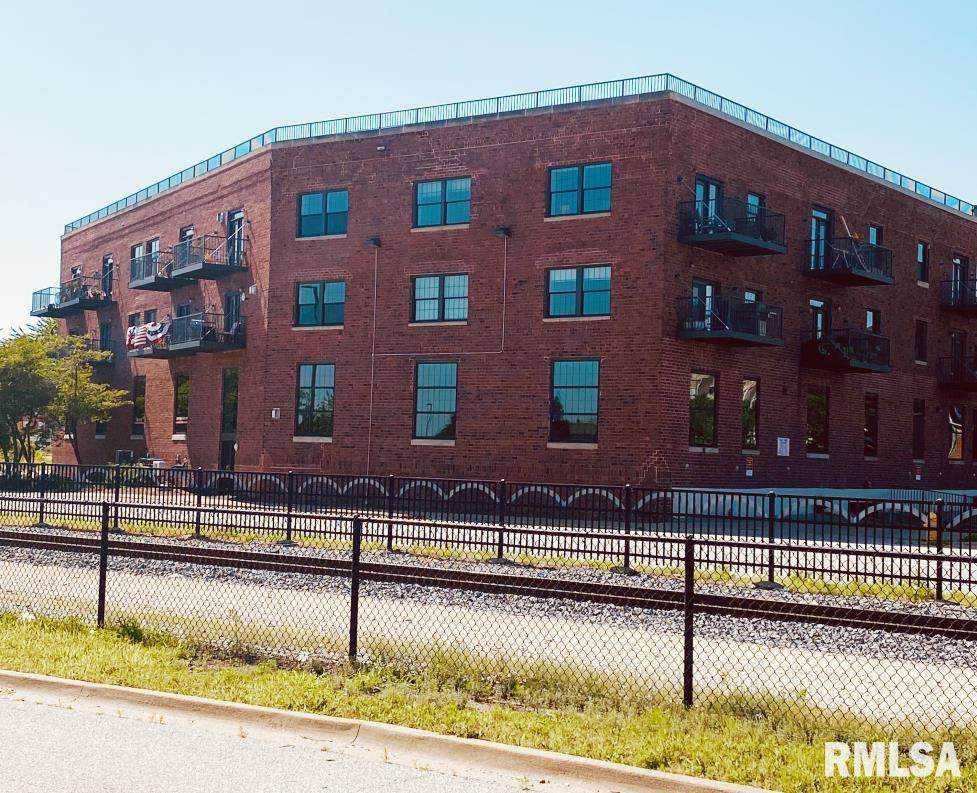 110 19TH Street - Photo 1