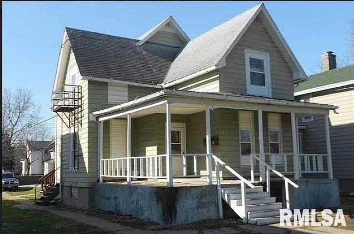 523 4TH Avenue South - Photo 1
