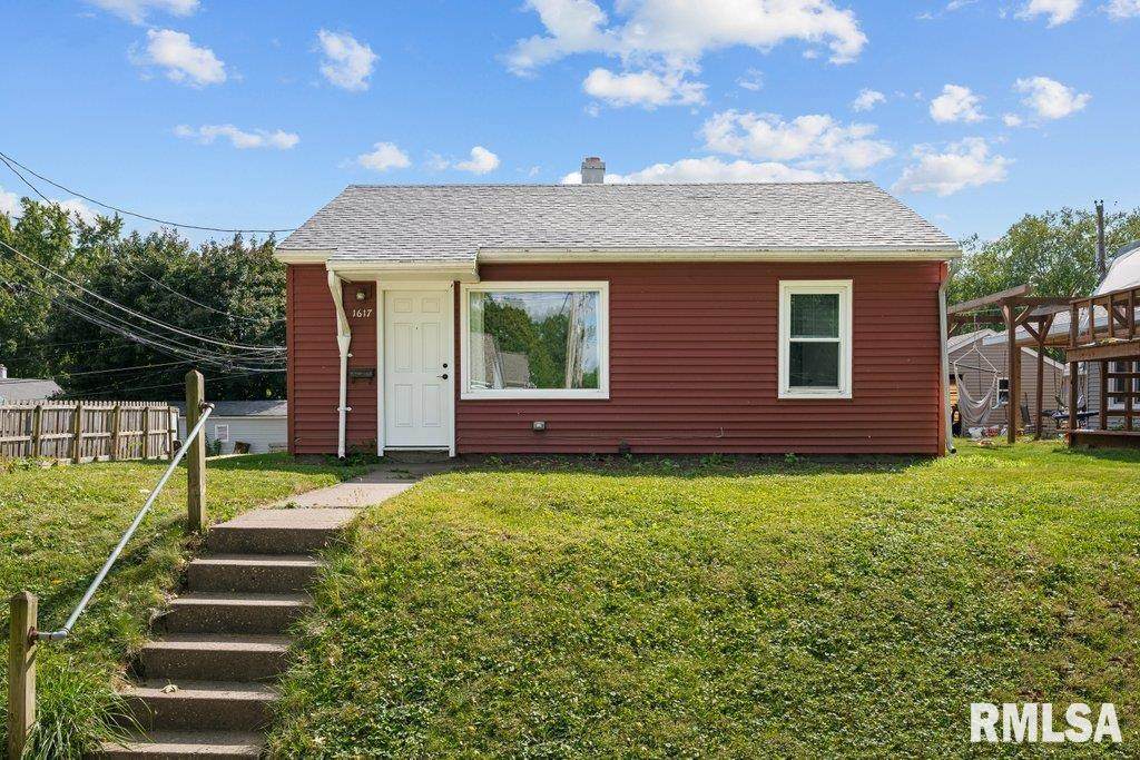 1617 38TH Street - Photo 1