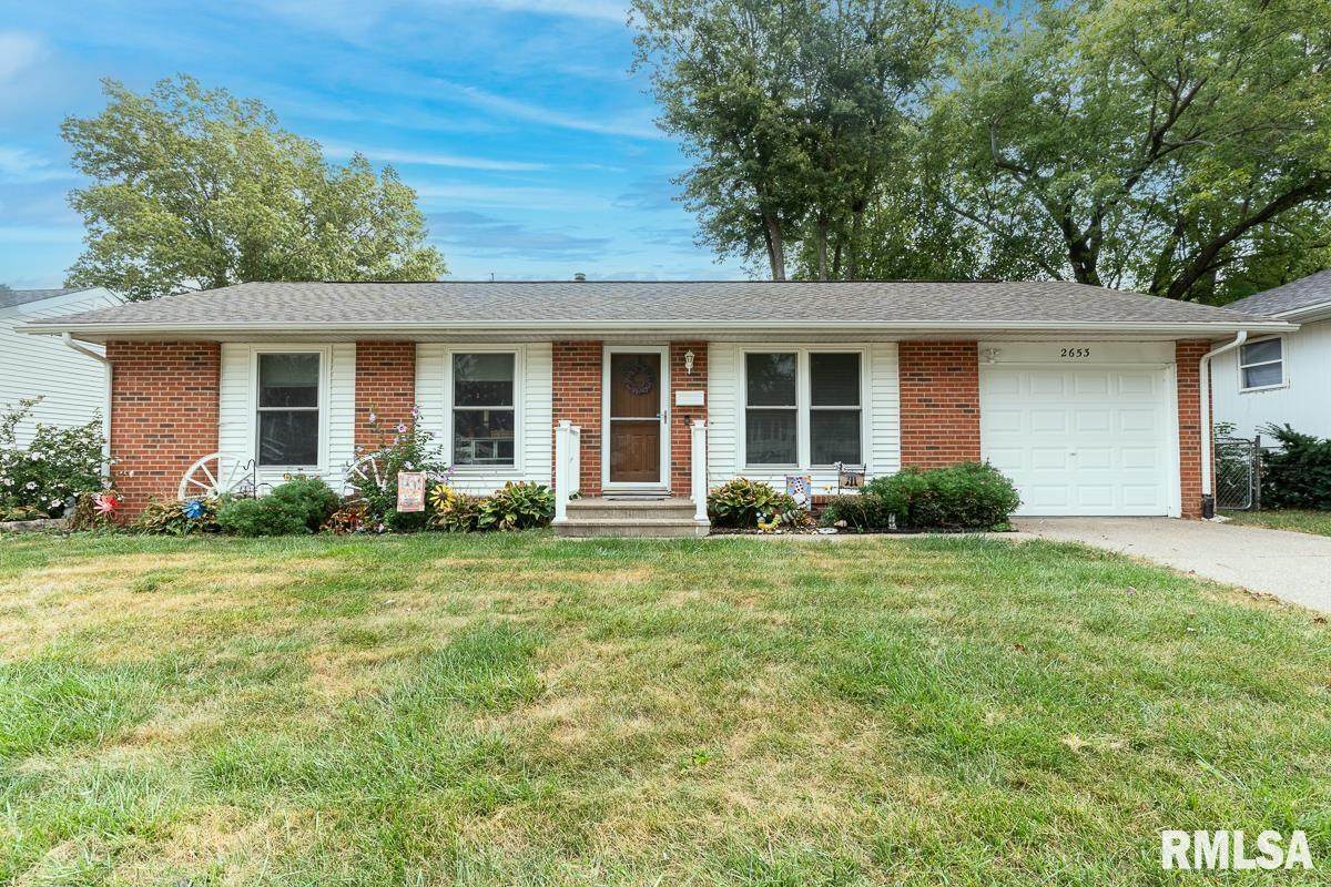 2653 Elsie Avenue - Photo 1