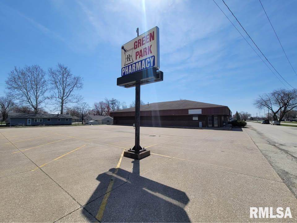 500 Green Park Avenue - Photo 1