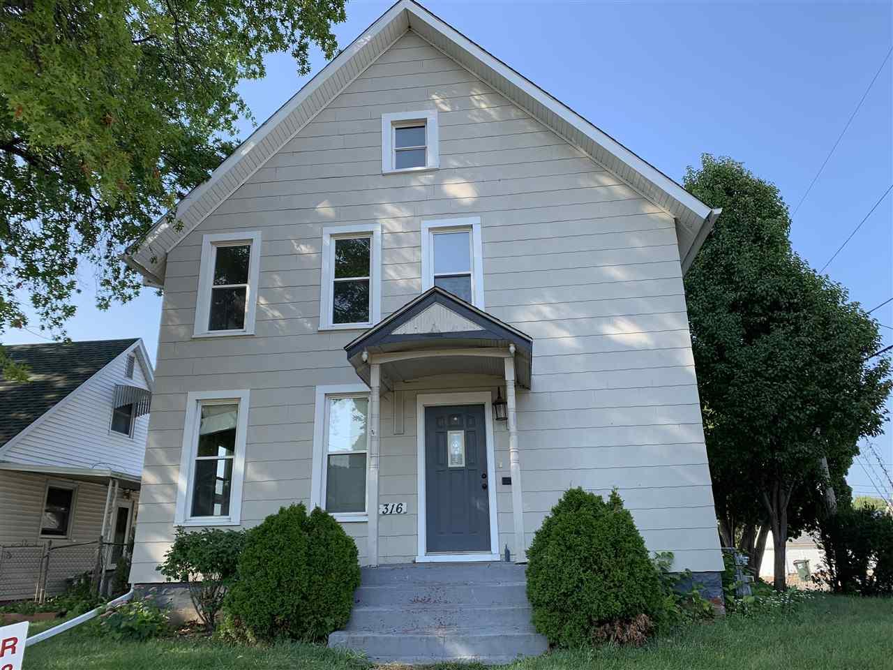 316 30TH Street - Photo 1