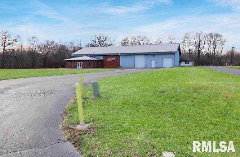 109 Harvey - Photo 1