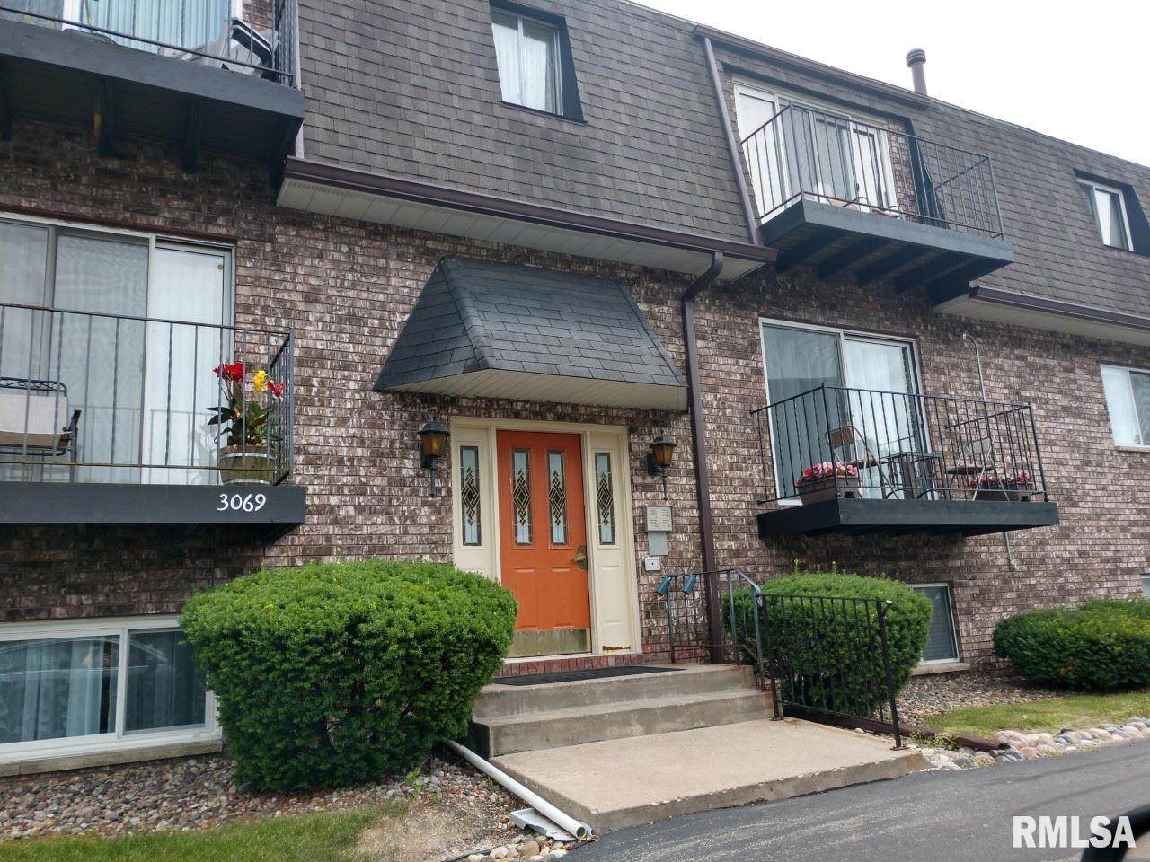 3069 4TH Street - Photo 1