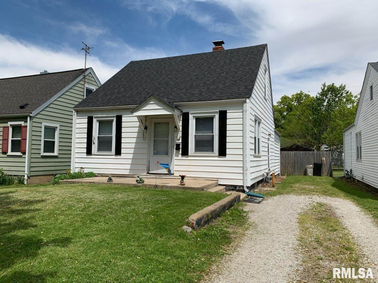 1609 Adams Street - Photo 1