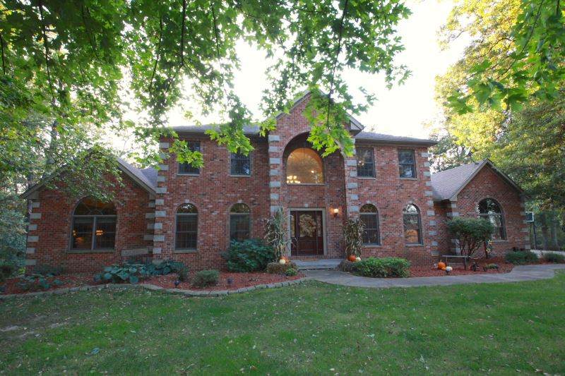 2202 272ND Avenue - Photo 1