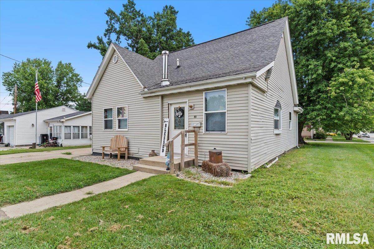 501 5TH Street - Photo 1