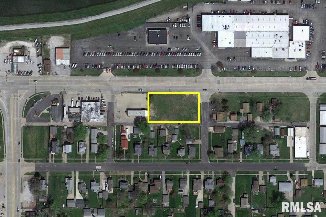 226 1ST Avenue East - Photo 1