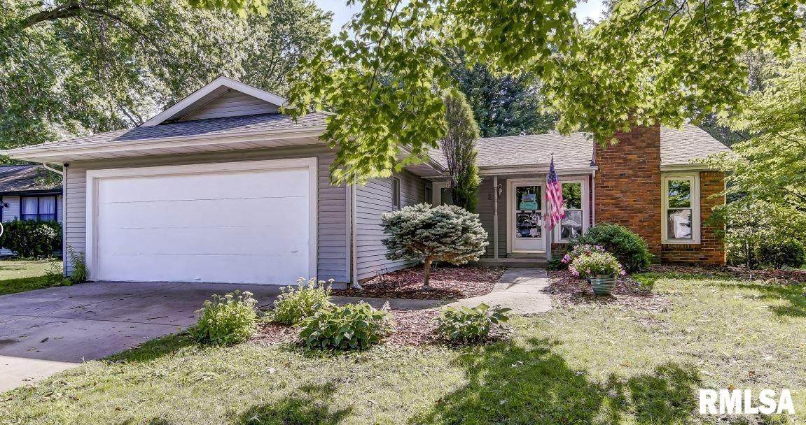 216 Bristol Drive - Photo 1