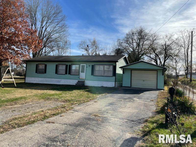 525 Raymond Street - Photo 1