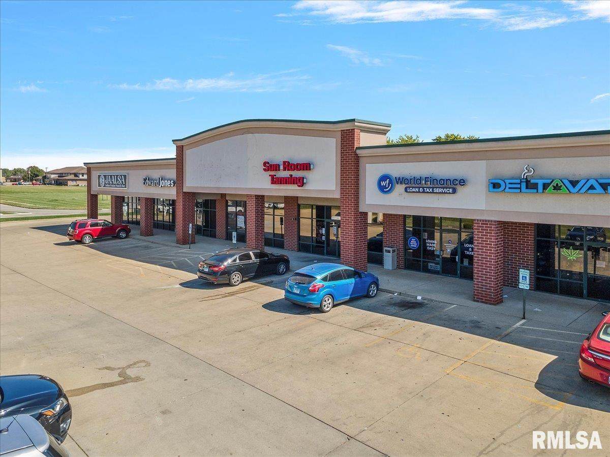 3126 6TH Street - Photo 1