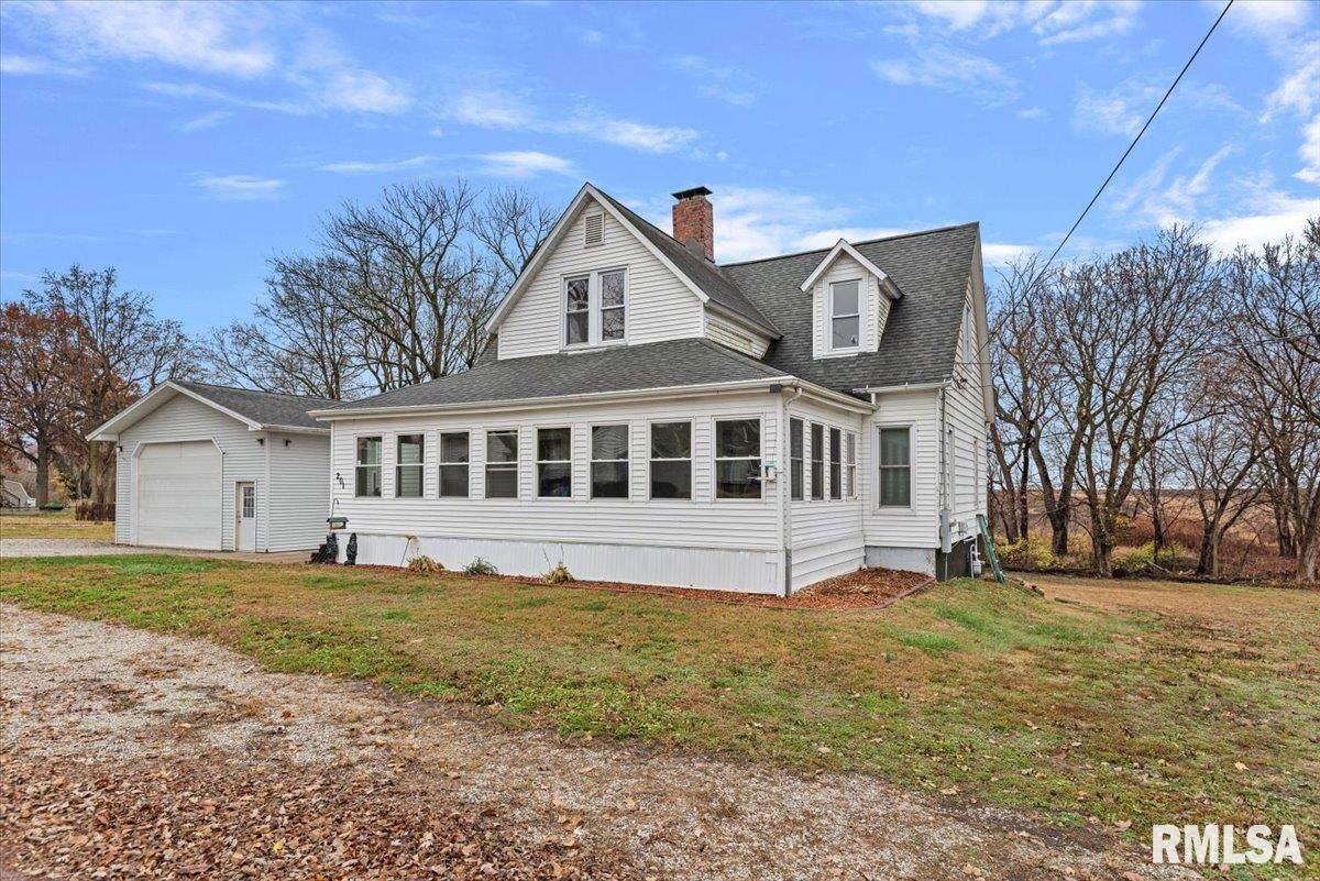 201 3RD Street - Photo 1