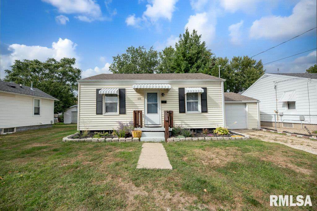 835 Spruce Street - Photo 1
