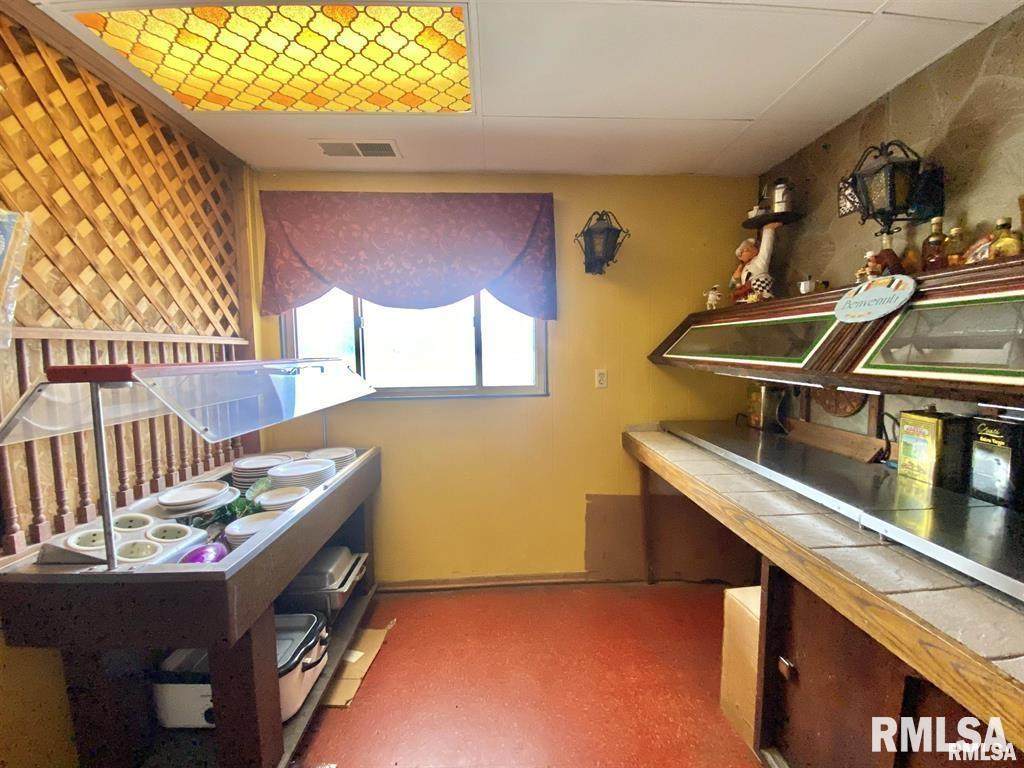 602 Laurel Avenue - Photo 1