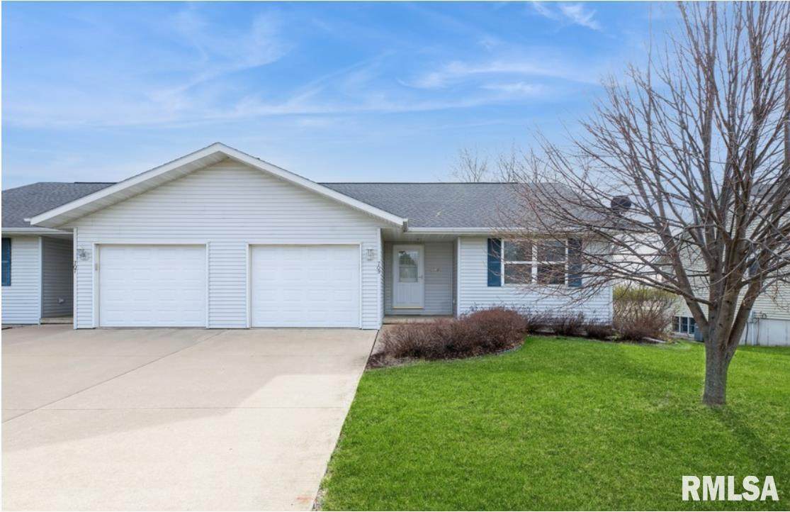 709 Farmland Drive - Photo 1