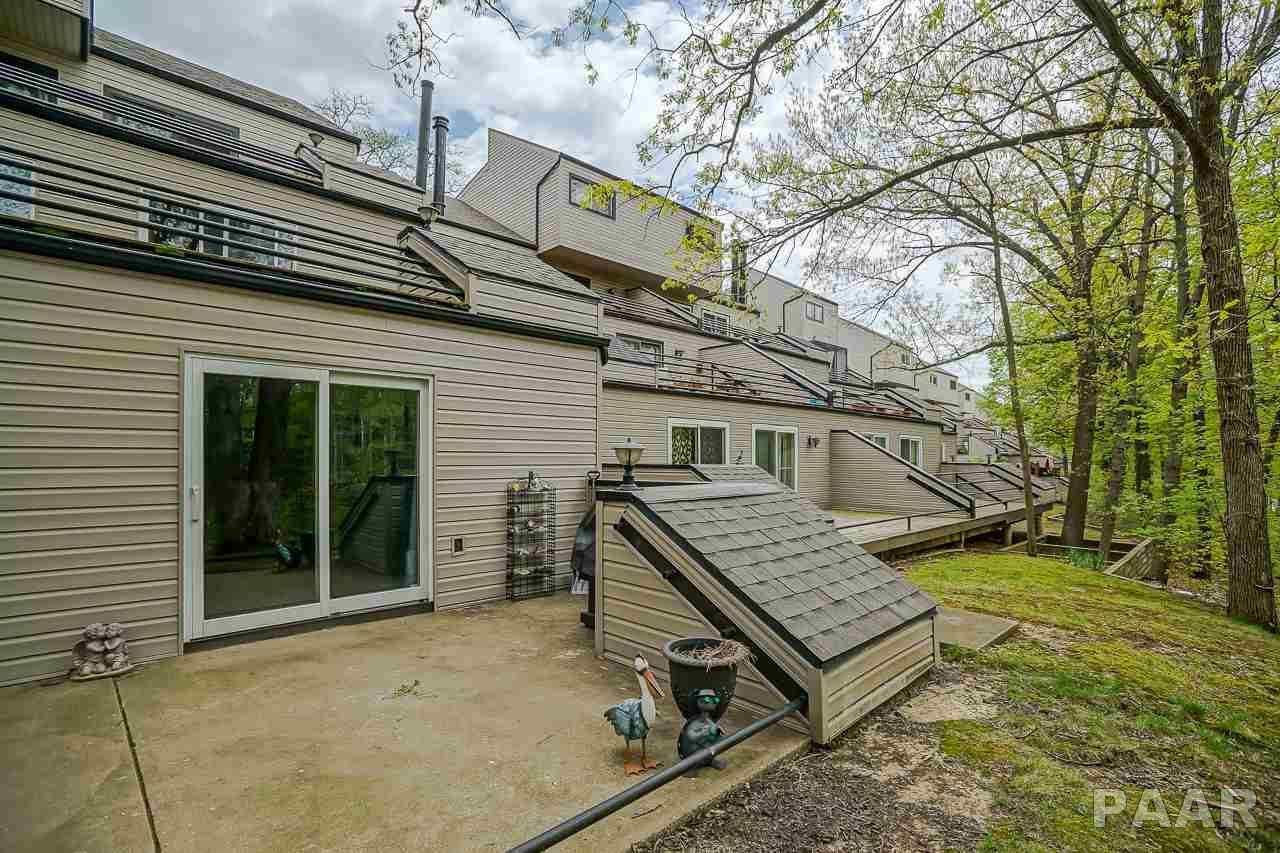 7267 Lakeside Court - Photo 1