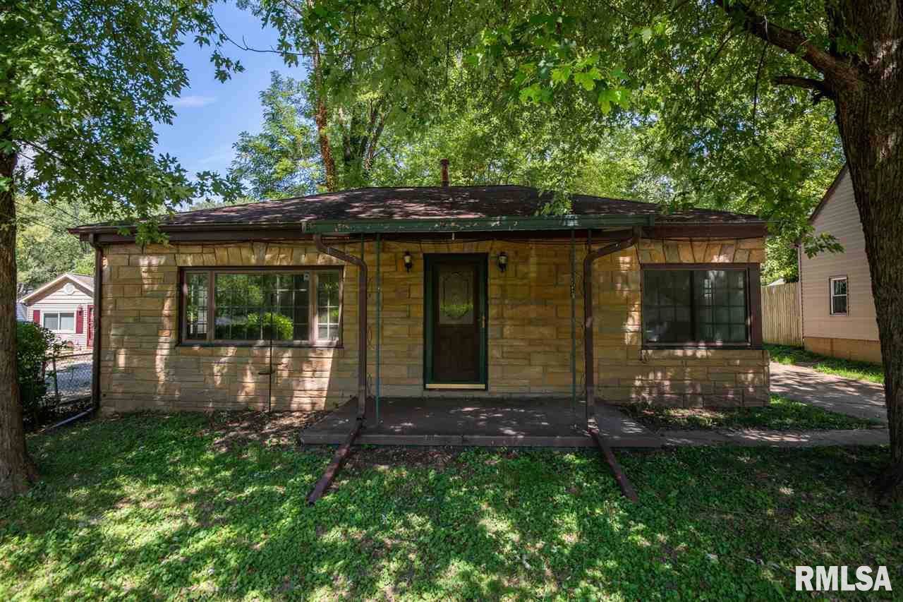 1115 Meadow Avenue - Photo 1