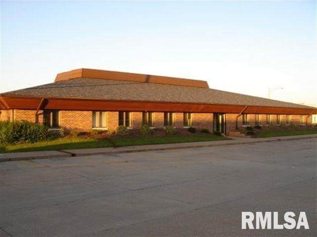 4711 44TH Street - Photo 1