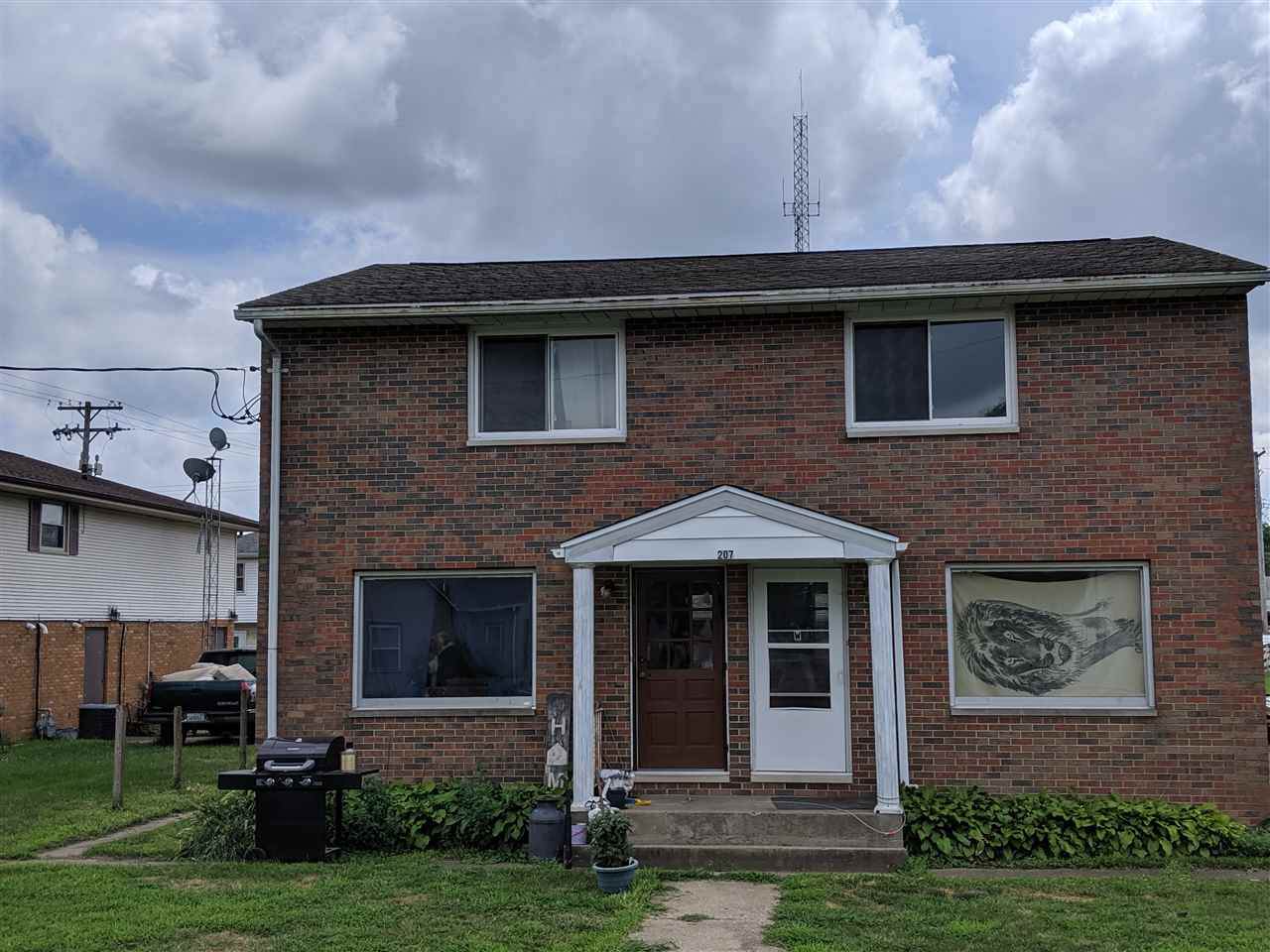 207 Essex Street - Photo 1