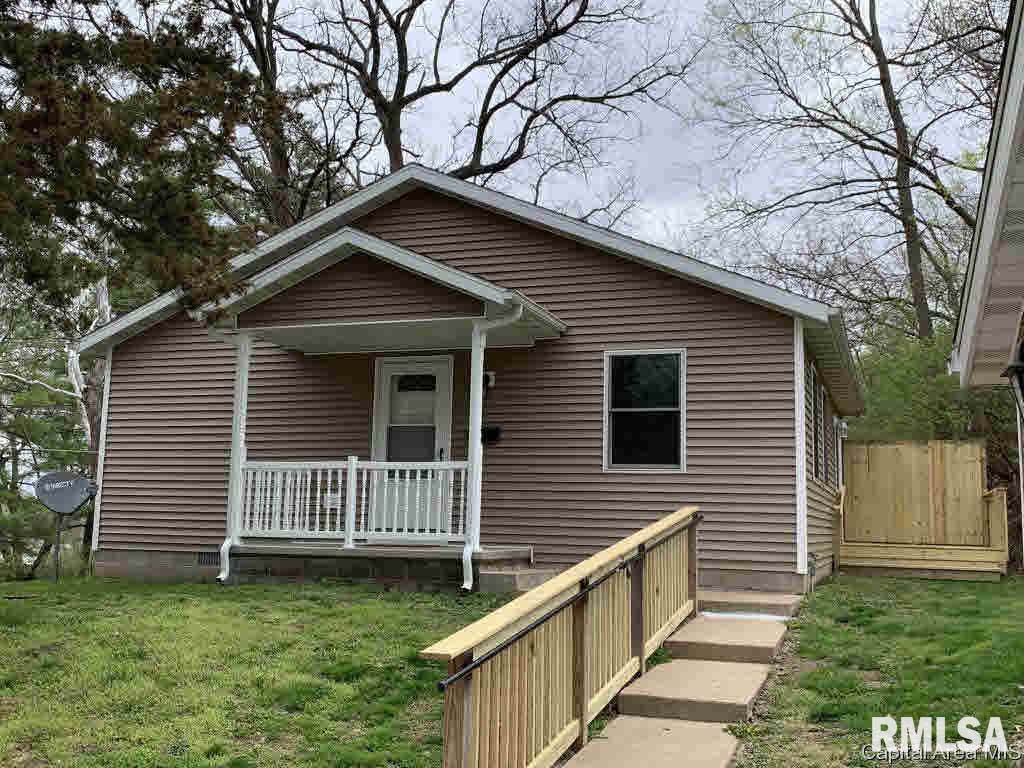 324 Harris Street - Photo 1