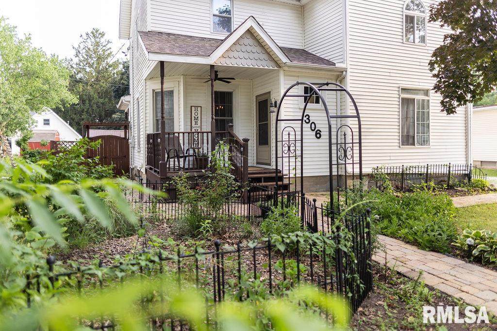 306 Fremont Street - Photo 1