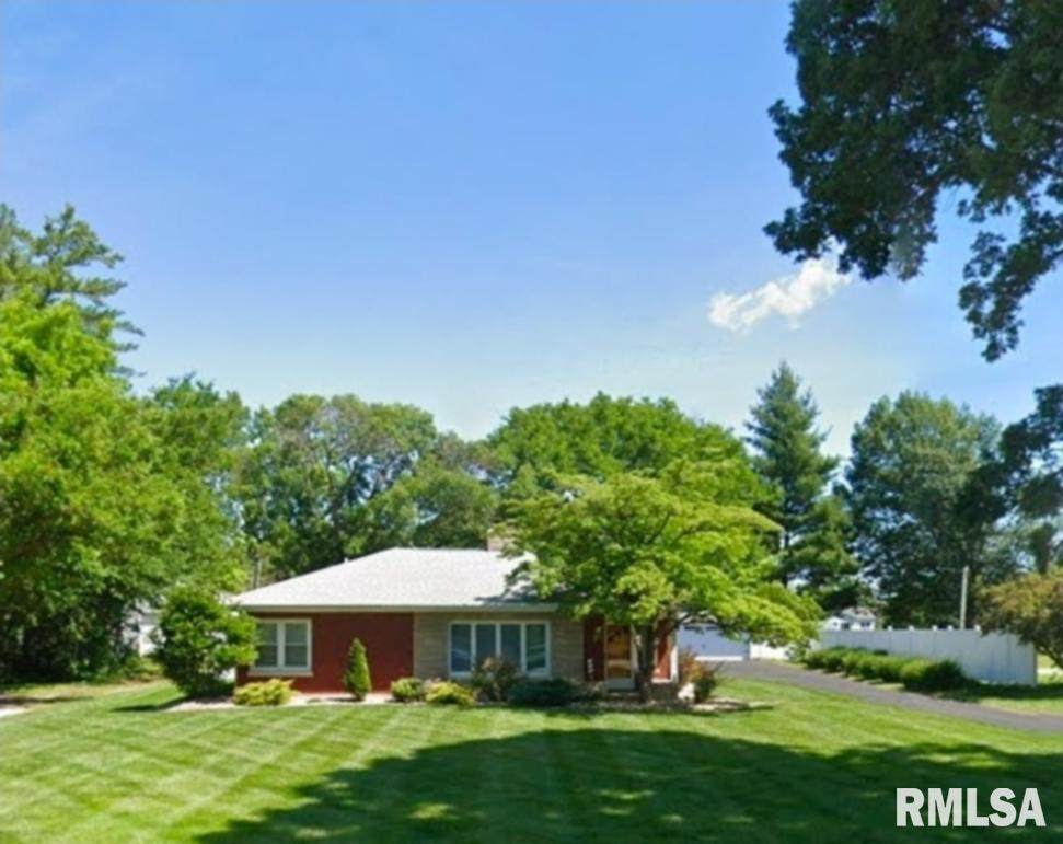 1301 Highland Lane - Photo 1