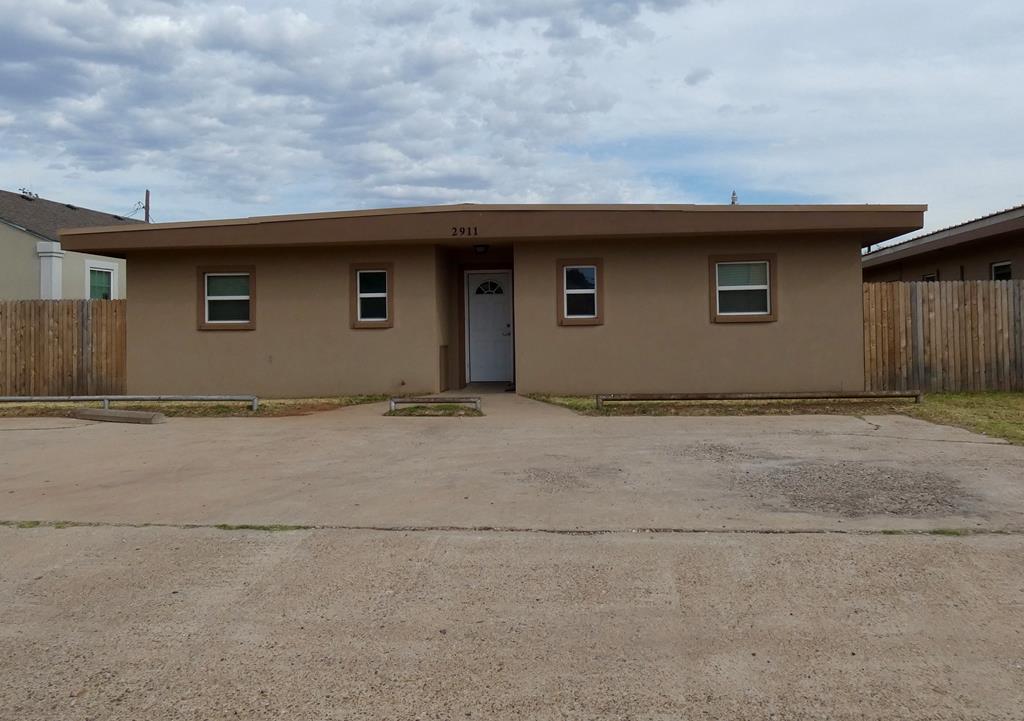 2911 Louisiana Ave - Photo 1
