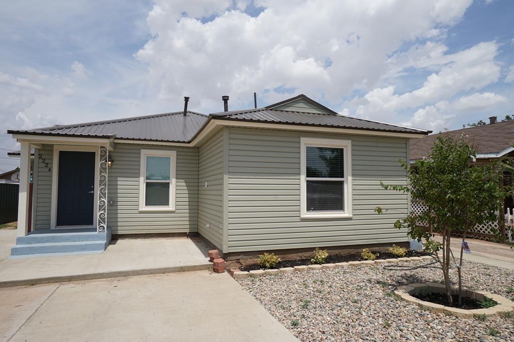 222 Mitchell - Photo 1