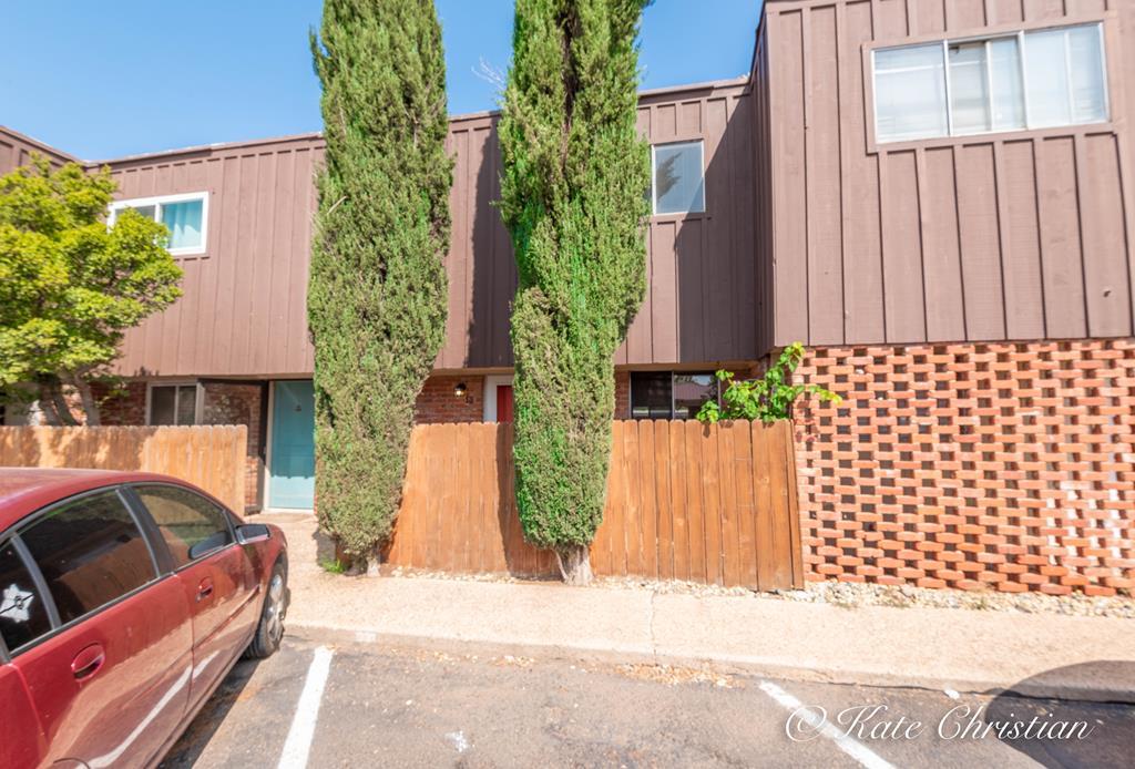 3000 Illinois Ave - Photo 1
