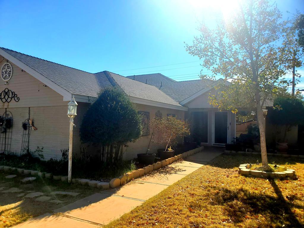 2801 Cimmaron Ave - Photo 1
