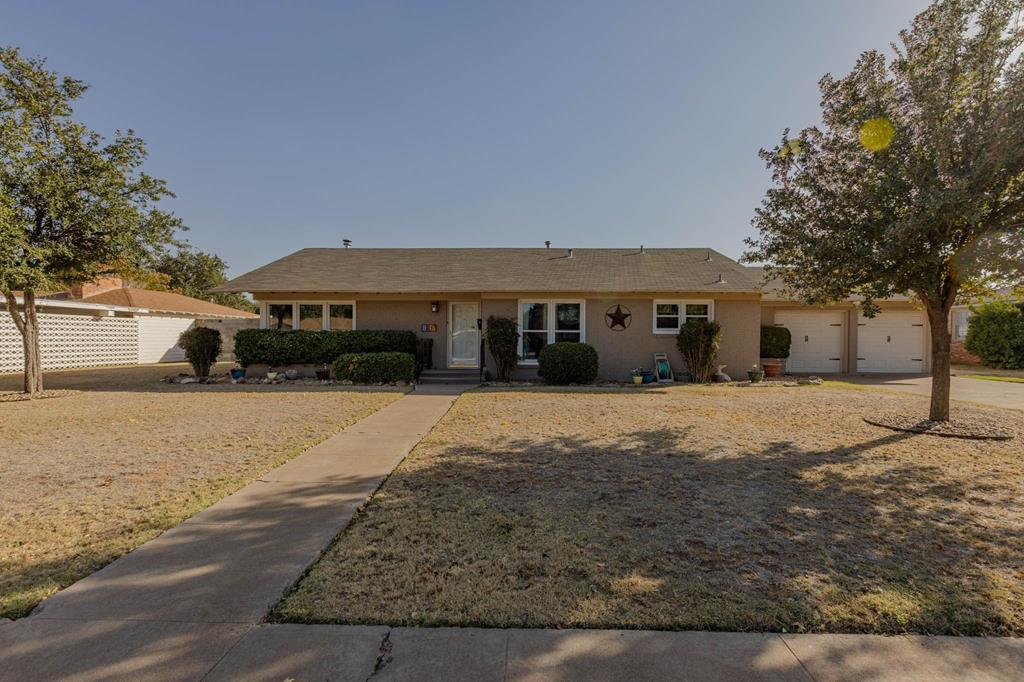 1707 Princeton Ave - Photo 1