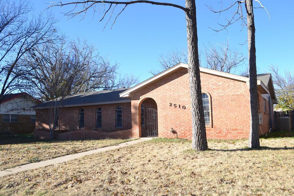 2510 Goddard Dr - Photo 1