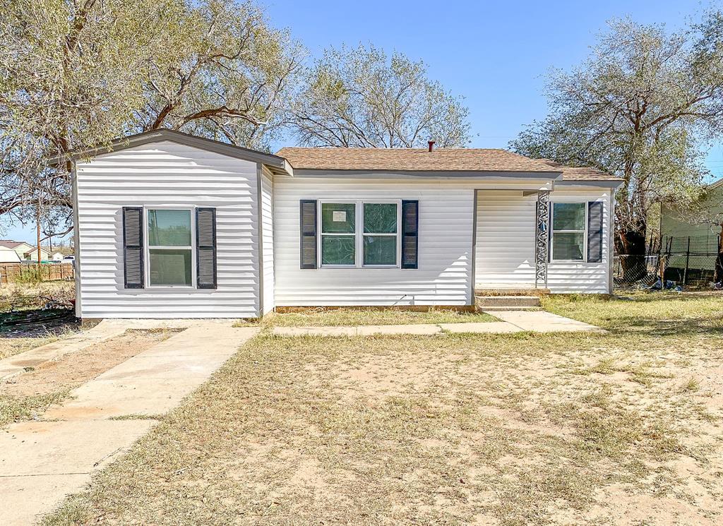 1303 Lamar Ave - Photo 1