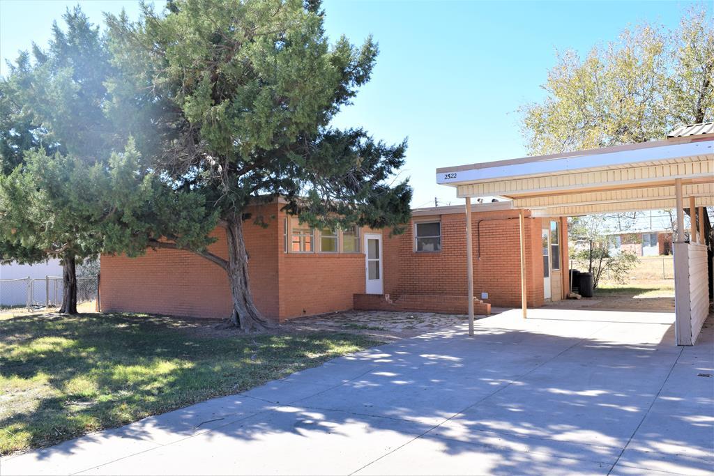 2522 Gunter - Photo 1