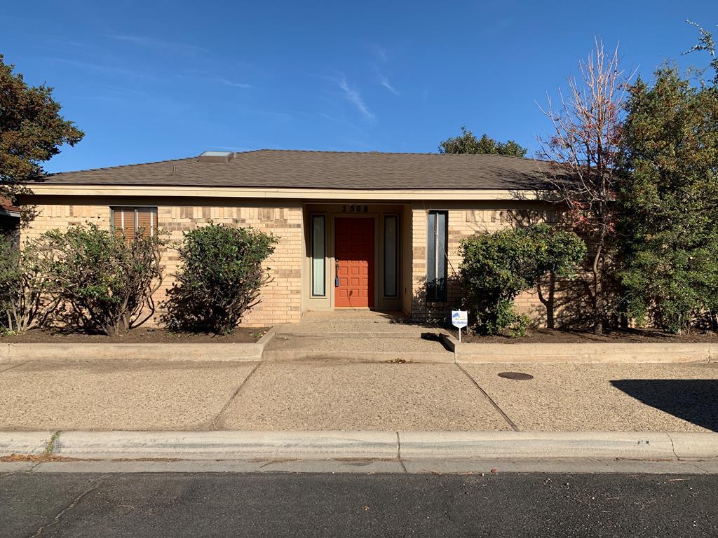 2508 Castleford Rd - Photo 1