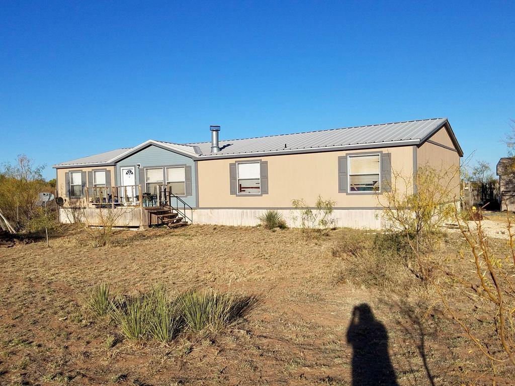 201 Jensen Rd - Photo 1