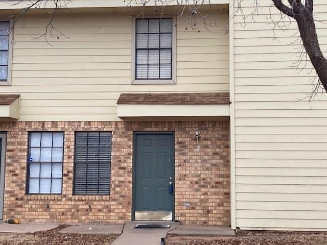 2503 Sunburst Dr - Photo 1