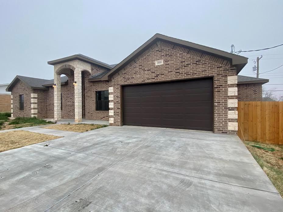 2909 Cactus Dr - Photo 1
