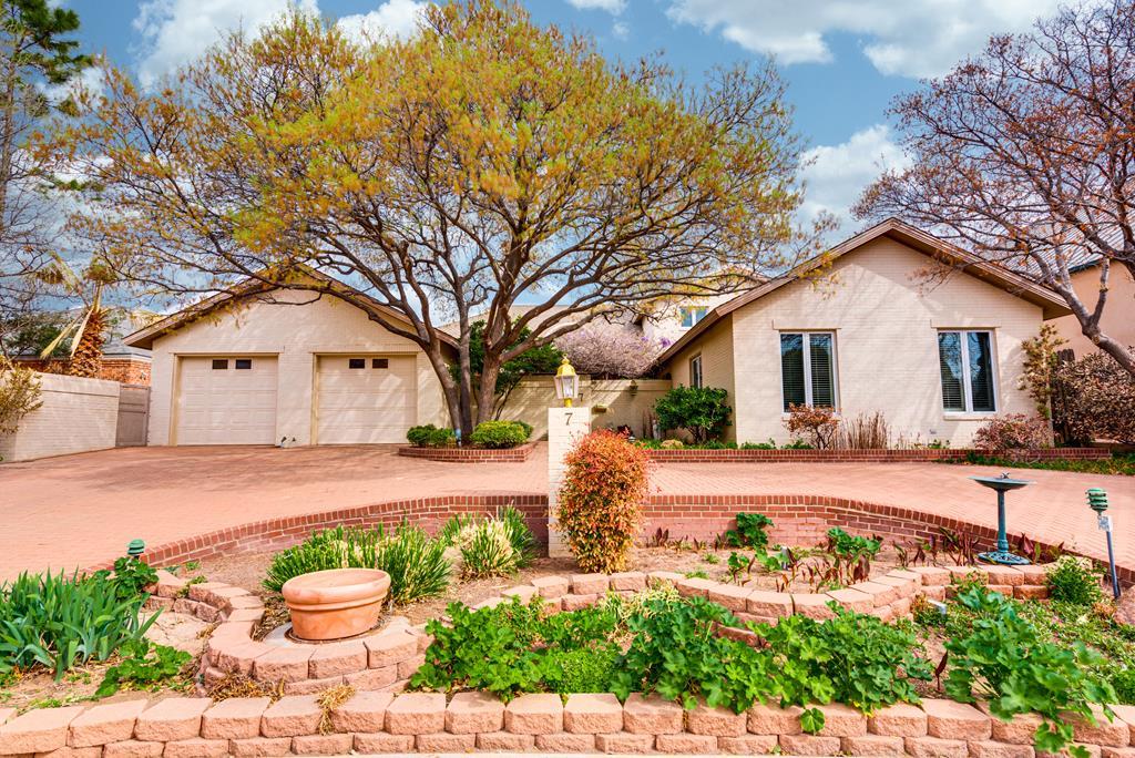 7 Lakes Dr - Photo 1