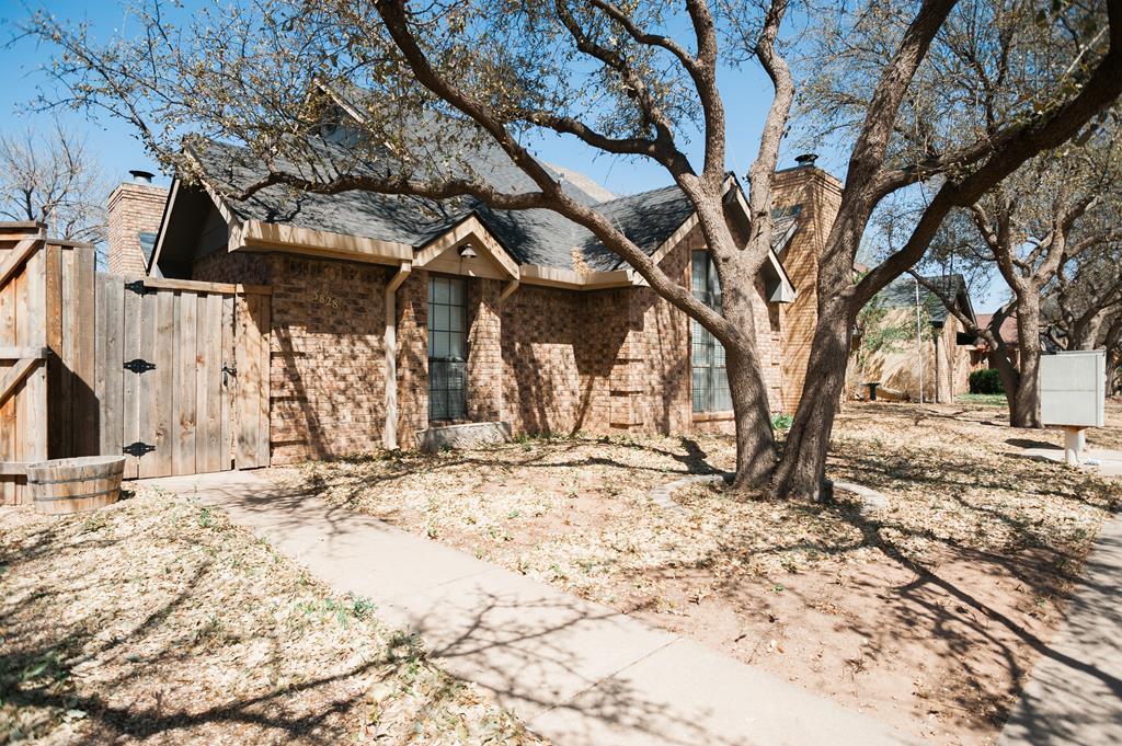 3828 Nassau Dr - Photo 1