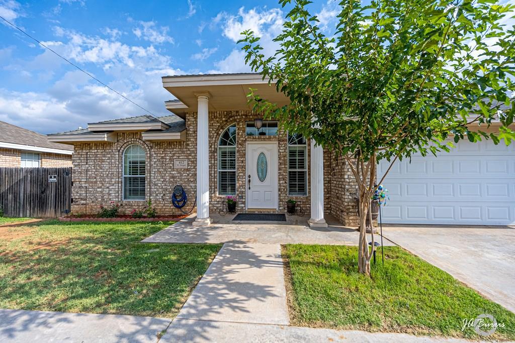 412 Dengar Ave - Photo 1