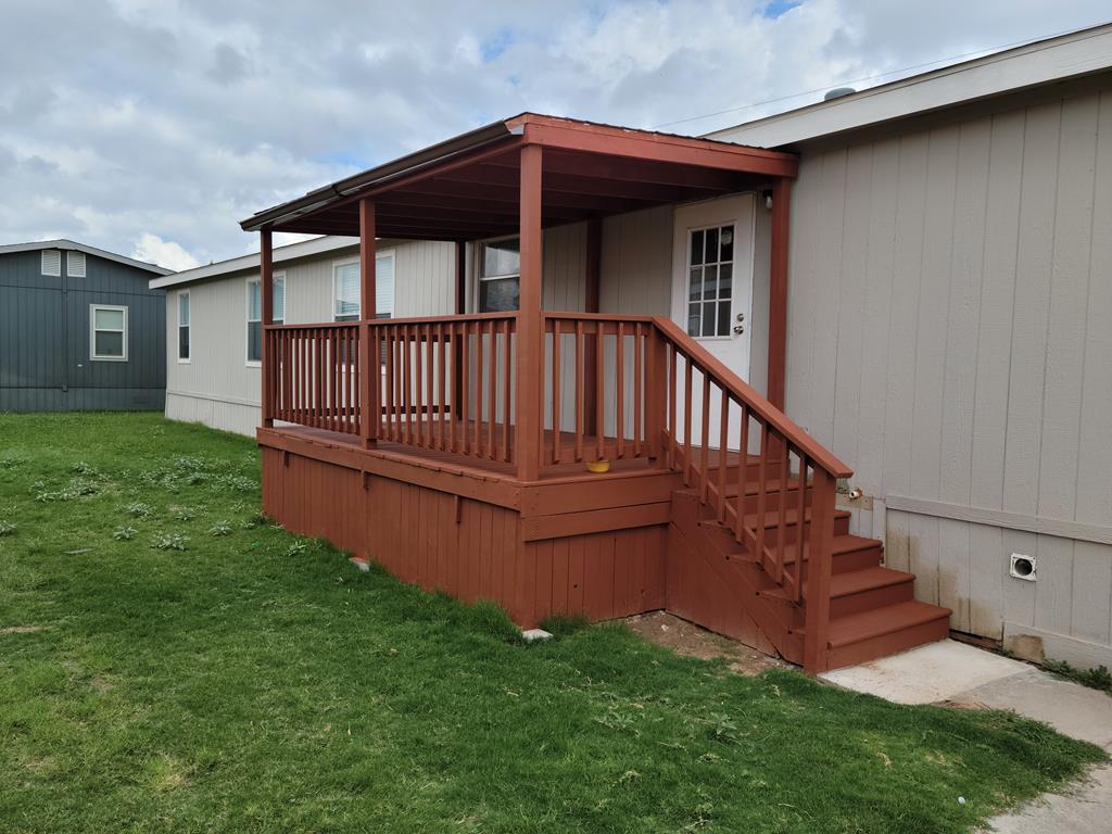 1320 Fairgrounds Rd - Photo 1